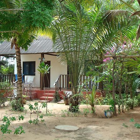 Hotel Village Vacances Awale Plage Grand-Popo Kültér fotó
